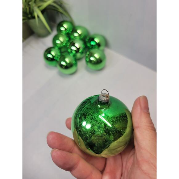 9 Vintage Green Glass Christmas Ornaments, Japan - Picture 2 of 4